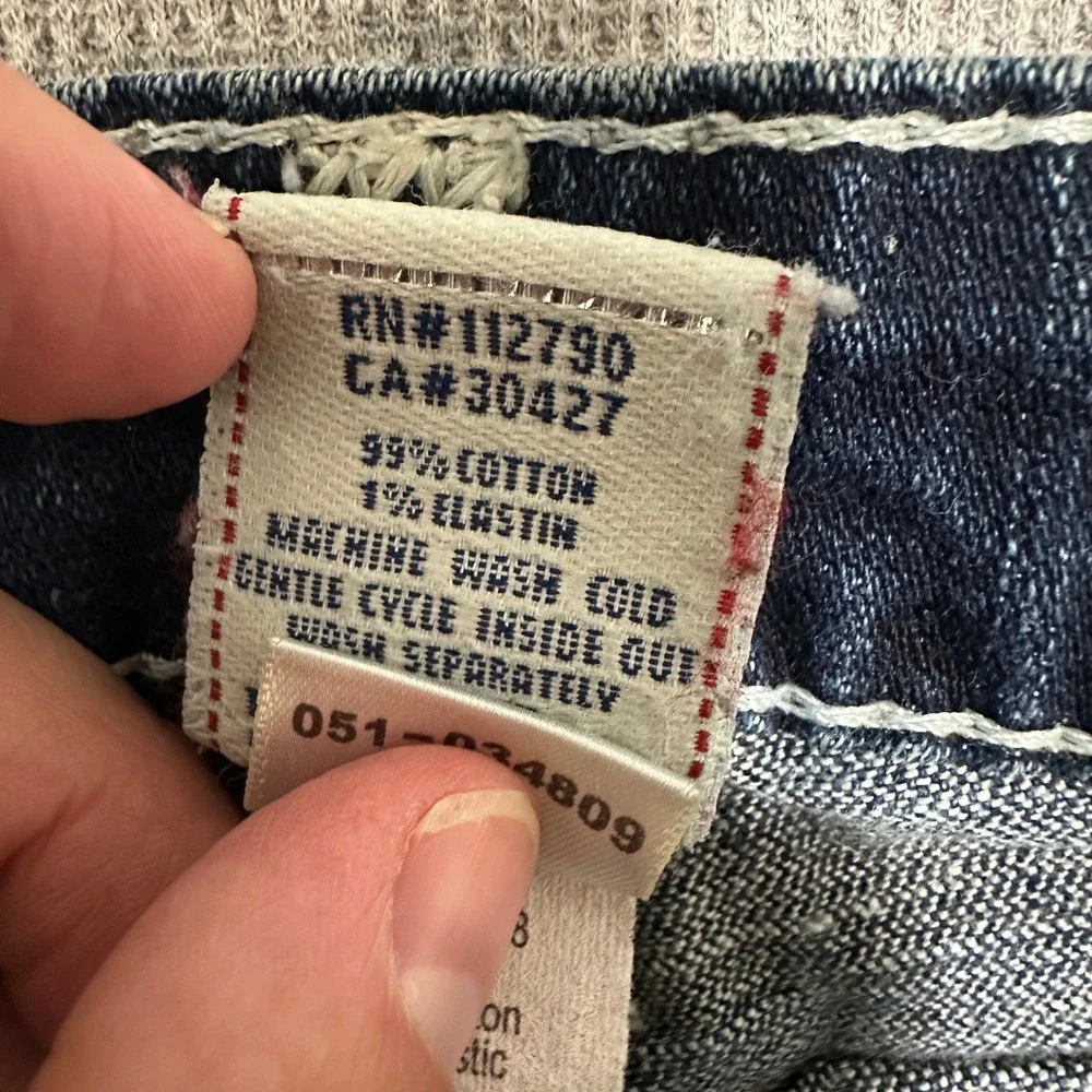 True Religion Joey Big T Dark Wash Denim Bermuda Shorts Women 27 White Stitching